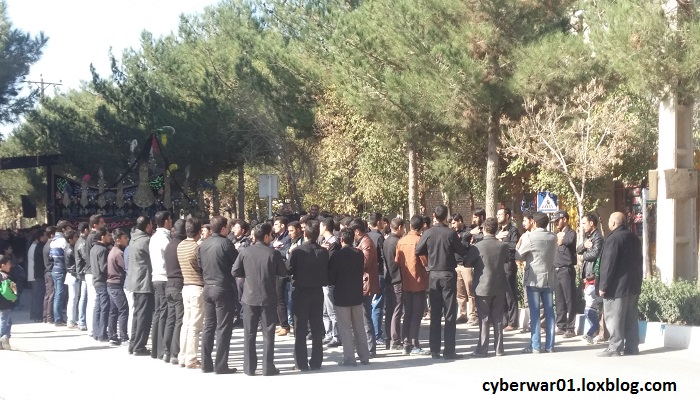 مراسم عزاداری مردم شهر گرگاب - جبهه سایبری صفر و یکی ها
